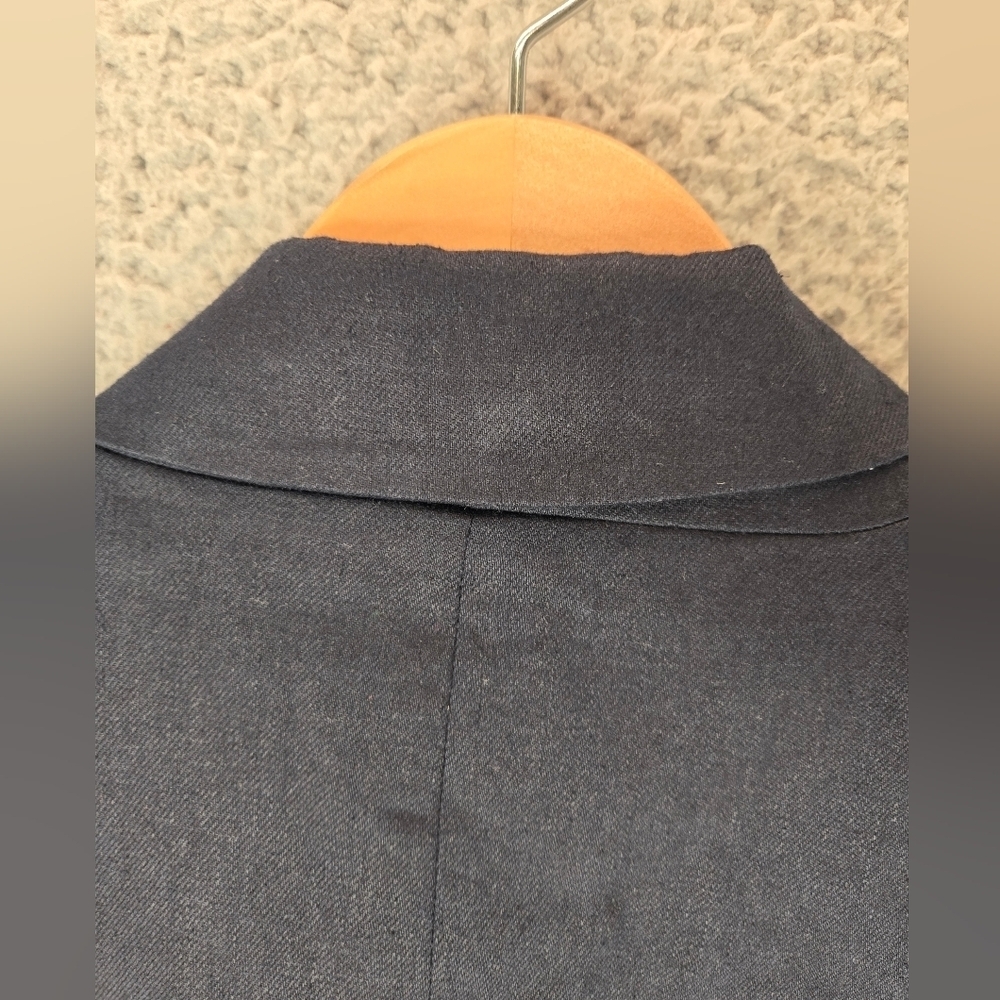 Elie Tahari Womens Linen Blend Crop Blazer Sz 8 Crest Buttons Open Front Lined - Picture 15 of 15